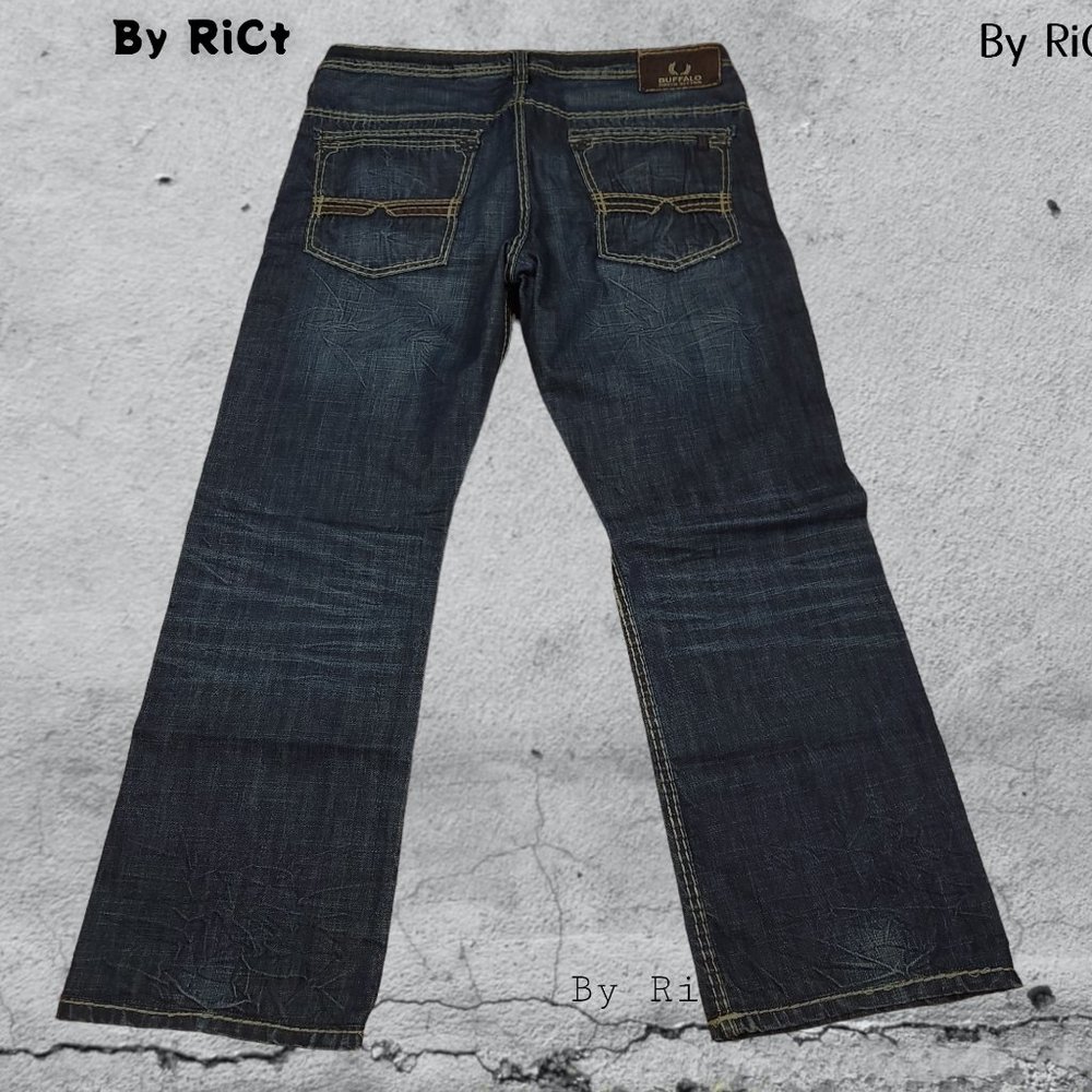 Buffalo David Bitton Deakon Relaxed Men's Jeans Size 38x32 Embroidered Mid Rise